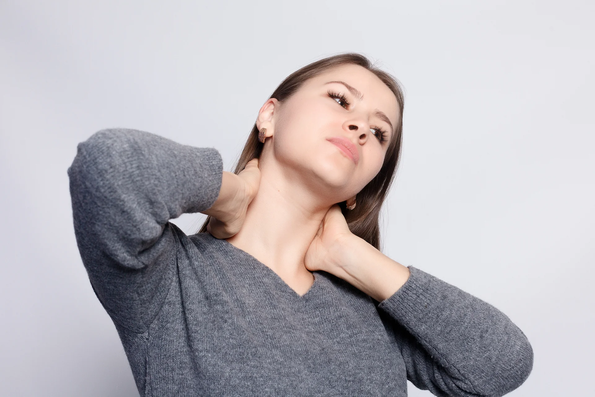 can-t-stop-cracking-your-neck-how-to-treat-stiffness-and-pain-kaly